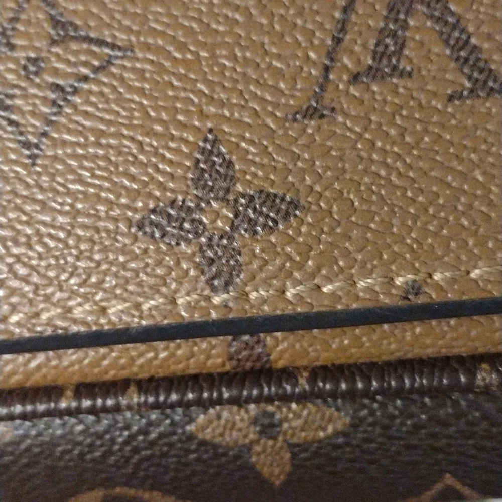 Louis Vuitton Reverse Monogram Pochette Metis - Picture 14 of 16